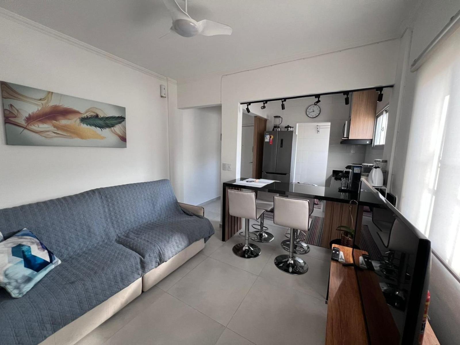 Canto Forte- Suite C/Varanda - Ate 5 Hospedes- Garagem - Wi Fi E 200 Metros Da Praia, 50 Metros Da Av Gastronomica Da Pg Praia Grande  Exterior photo